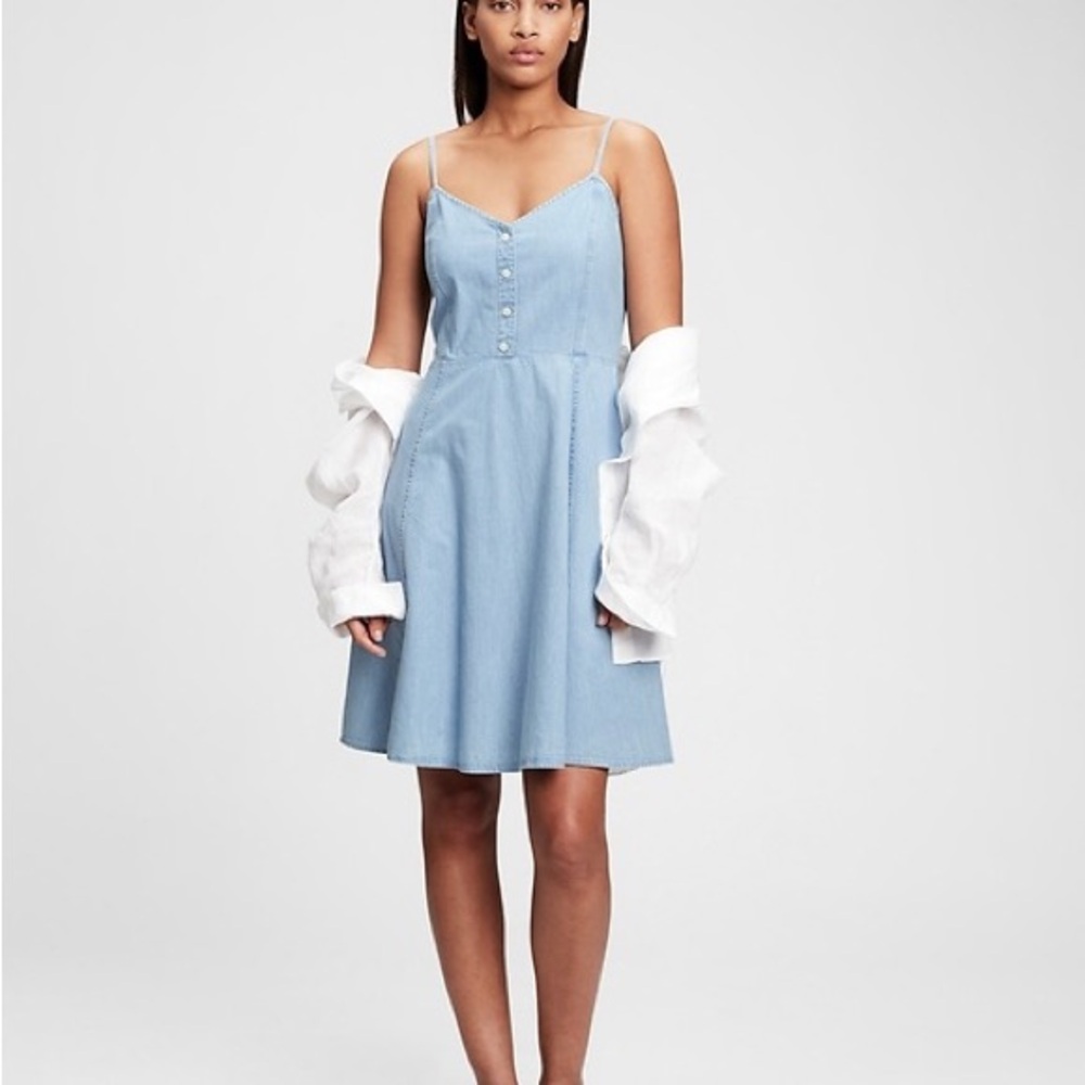 💜 2/$25 GAP Light Blue Button-Front Mini Dress - Picture 1 of 2
